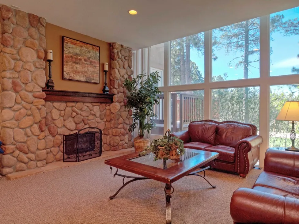The Hideaway Inn and Conference Center — gallery preview 3
